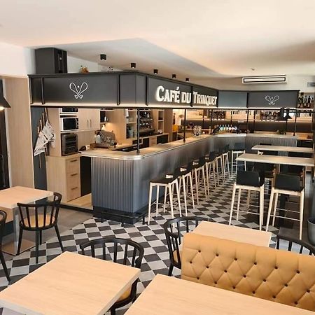 Hotel-Cafe Du Trinquet 캄보레방 외부 사진